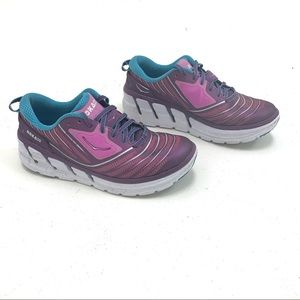 Hoka One One | Vanquish Size 9.5